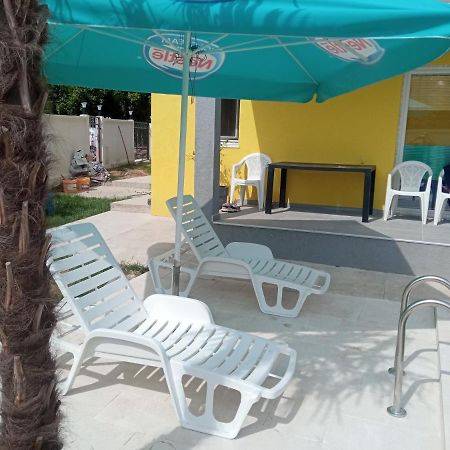 ヘルツェグ・ノヴィ House With Pool - Mitrovicヴィラ エクステリア 写真